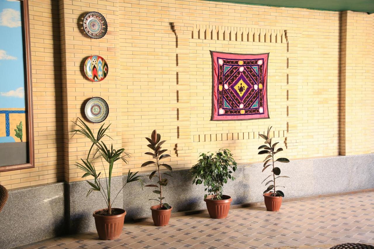 Hotel Mehribon Samarkand Luaran gambar